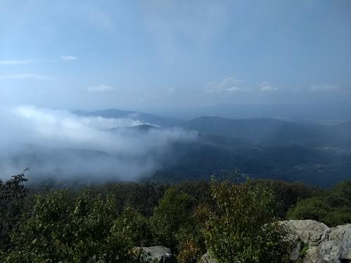 Sunday, Aug 25th Hike, Bearfence Mountain Tra, Shenandoah NP