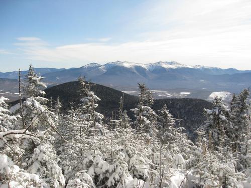 MOUNT STARR KING/MOUNT WAUMBEK WINTER HIKE 