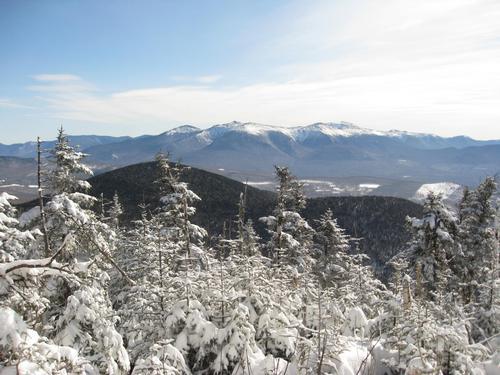 MOUNT STARR KING/MOUNT WAUMBEK WINTER HIKE 