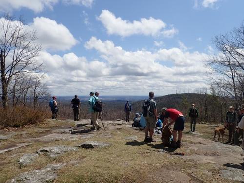 North Uncanoonuc Mountain Loop Hike 